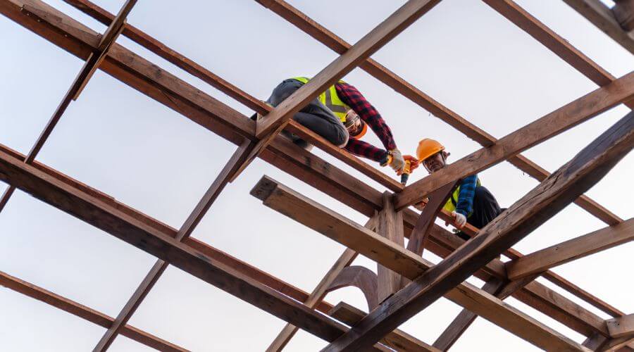 Professional gutter cleaning services in North Lawrence, OH